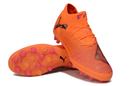 CHUTEIRA SOCIETY PUMA FUTURE ULTIMATE MG LARANJA (PRONTA ENTREGA)