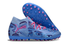 CHUTEIRA SOCIETY PUMA FUTURE ULTIMATE MG AZUL/ROXA (PRONTA ENTREGA)