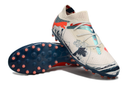 CHUTEIRA SOCIETY PUMA FUTURE ULTIMATE MG BRANCA/AZUL ESCURO (PRONTA ENTREGA)