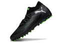 CHUTEIRA SOCIETY PUMA FUTURE ULTIMATE MG PRETA (PRONTA ENTREGA)