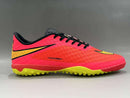 CHUTEIRA NIKE HYPERVENOM SE SOCIETY