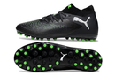 CHUTEIRA SOCIETY PUMA FUTURE ULTIMATE MG PRETA (PRONTA ENTREGA)