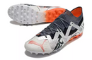 CHUTEIRA SOCIETY PUMA FUTURE ULTIMATE MG BRANCA/PRETA/LARANJA (PRONTA ENTREGA)