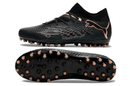 PUMA FUTURE ULTIMATE SOCIETY MG PRETO GOLD