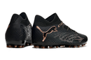 PUMA FUTURE ULTIMATE SOCIETY MG PRETO GOLD