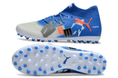 CHUTEIRA SOCIETY PUMA FUTURE ULTIMATE MG AZUL (PRONTA ENTREGA)